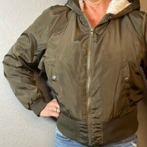 Women's bomber jacket